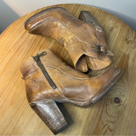 Bed Stu Cobbler Collection Isla Tan Rustic Leather Booties Size 8 - Picture 8 of 13